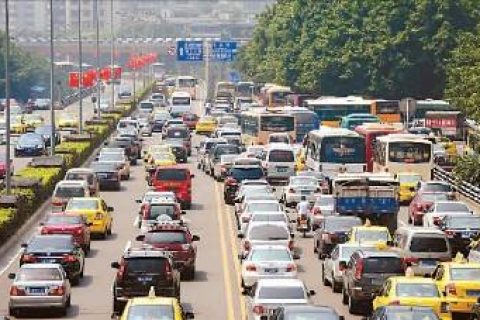 疫情之下，，，，，，，重庆制造业稳步前进